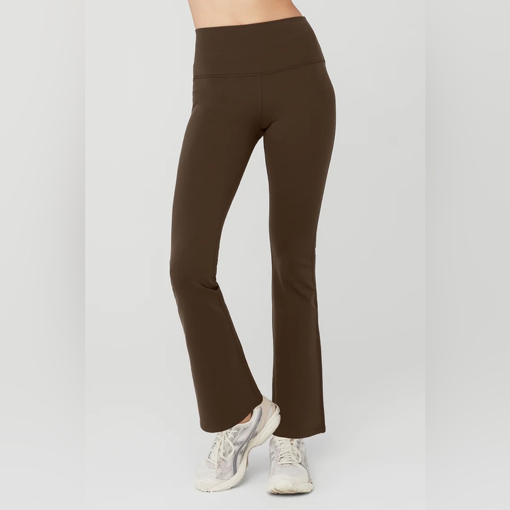 ALO Airbrush High-Waist 7/8 Bootcut Legging - Espresso
